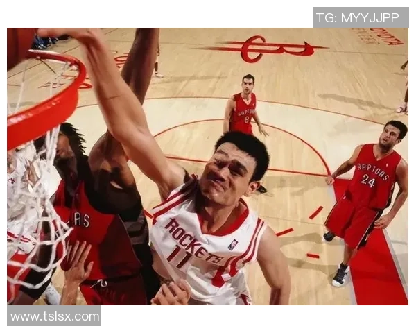 姚明与李豪的篮球传奇：从赛场到人生的友谊与奋斗之路