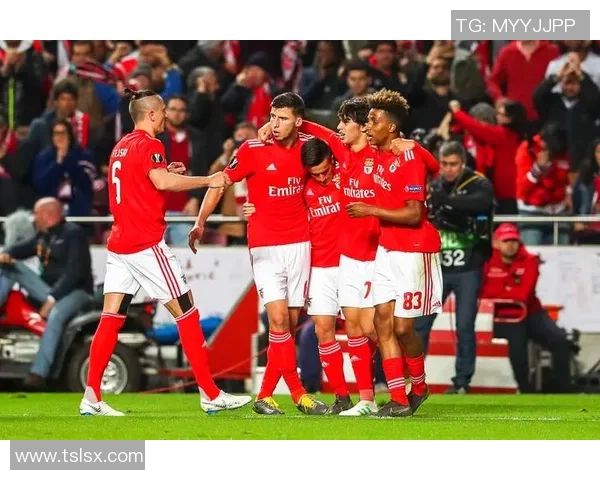 国米逆转本菲卡五比一精彩战役全场沸腾瞬间回顾与分析